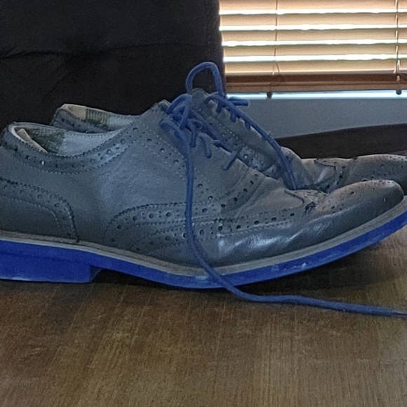MADDEN Wingtip Men's 11 Grey with Electric Blue soles Pre-owned - Picture 4 of 11
